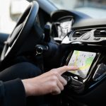Confira algumas dicas para usar o GPS no carro da maneira correta - Canva