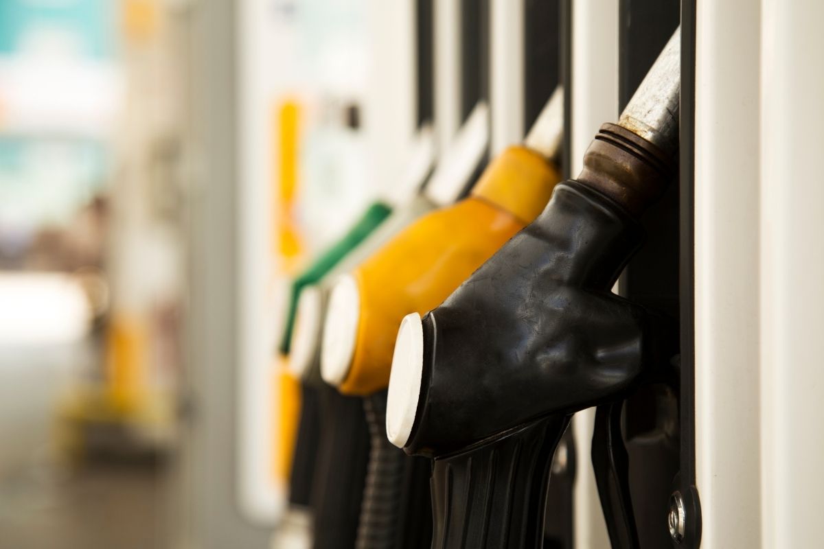 Gasolina premium: vale a pena usar esse combustível? Confira. Foto: Canva