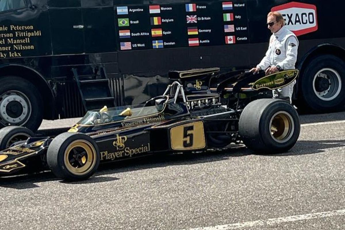 Emerson Fittipaldi comemora 50 anos do seu primeiro título mundial na Fórmula 1. Foto: Arquivo Facebook