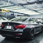 Transito no condomínio: motoristas precisam se conscientizar sobre os limites e regras. Foto: Canva